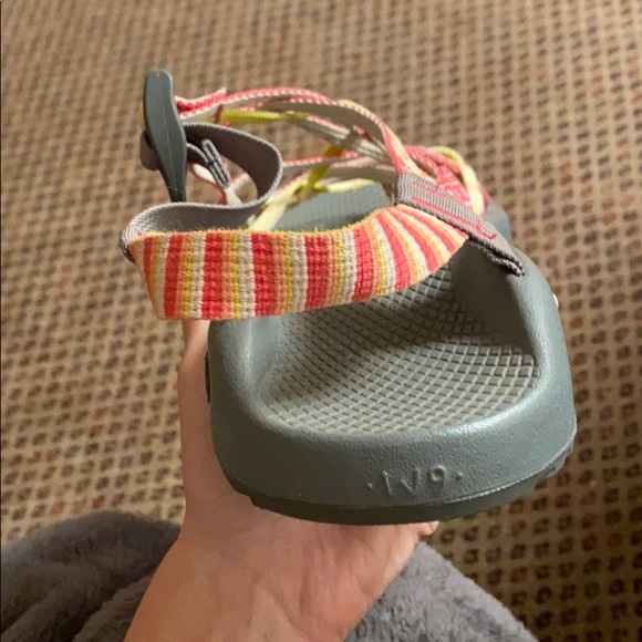 chaos size 9 - Picture 3 of 5